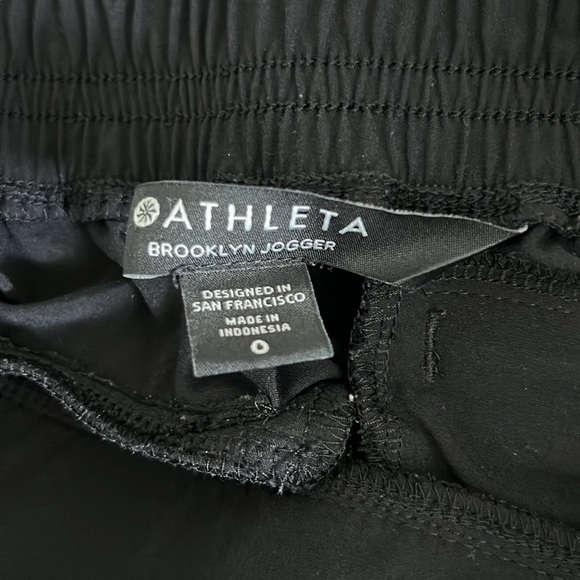 Athleta Brooklyn Jogger - Black - 2 - Picture 9 of 10